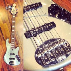 Lakland – Skyline Darryl Jones 5 Grey