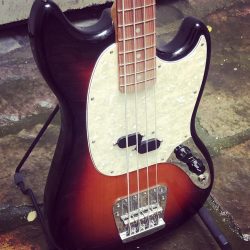 Fender – Vintera 60’s Mustang