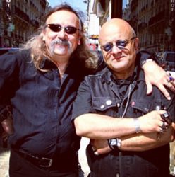 Jannick Top – Un GRAND bassiste français fidèle client de Bass Center. #bassplayer #bassist #bassiste #bassistefrancais #magmamusic #michelberger #francegall #louischedid #jacquesdutronc #sylvievartan #williamsheller #johnnyhallyday #jacqueshigelin #bernardlavilliers #raycharles #ninahagen #herbiehancock #eurythmics #notredamedeparismusical