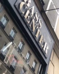 Vivement la réouverture. Ceux qui auront bien travaillé pendant le confinement auront le droit d’upgrader leur basse 🦦