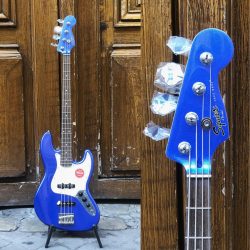 L’océan métallique de cette Contemporary Jazz Bass est envoûtant ! 🌎