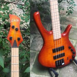 Cette série de basse a tjrs été une magnifique réussite. Finitions au laser, extrêmement facile et agréable à jouer, son puissant et polyvalent. De la vrai lutherie haut de gamme comme on aime dans des tarifs raisonnables pour ce type de basse. Made in Pologne 🇵🇱 GMR – Bassforce 4