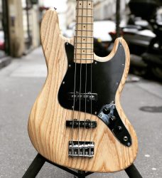 Nouvelle Prodipe JB80MA Ash. Elle sonne super. Bon rapport qualité/prix comme tjrs chez nos amis français de chez Prodipe.