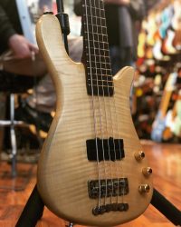 [vendu] Occasion – Warwick Streamer Pro M 5  Double micro Jazz Bass qui arrache les murs. Entièrement révisé et régler. Garantie 6 mois occasion et entretien atelier inclus.