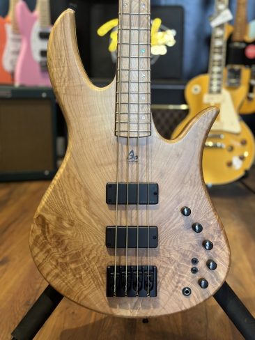 Aquilina - Triton 4 Custom