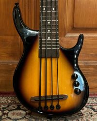 Occasion – Kala U-Bass USA Solid Body Sunburst