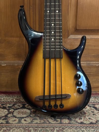 Occasion UBass Kala US Solid Body Sunburst + Housse
