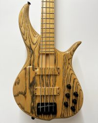 Occasion – F comme la fabuleuse F Bass BN4 frêne cérusé