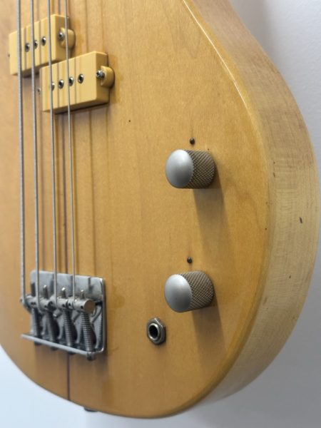 Occasion Kramer Fretless XKB-20