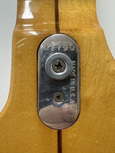 Occasion Kramer Fretless XKB-20