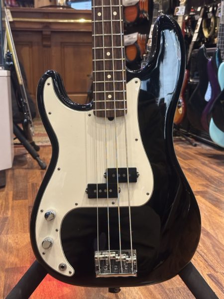 Occasion Fender Precision Gaucher US Standard Black 2012 N°US111265583