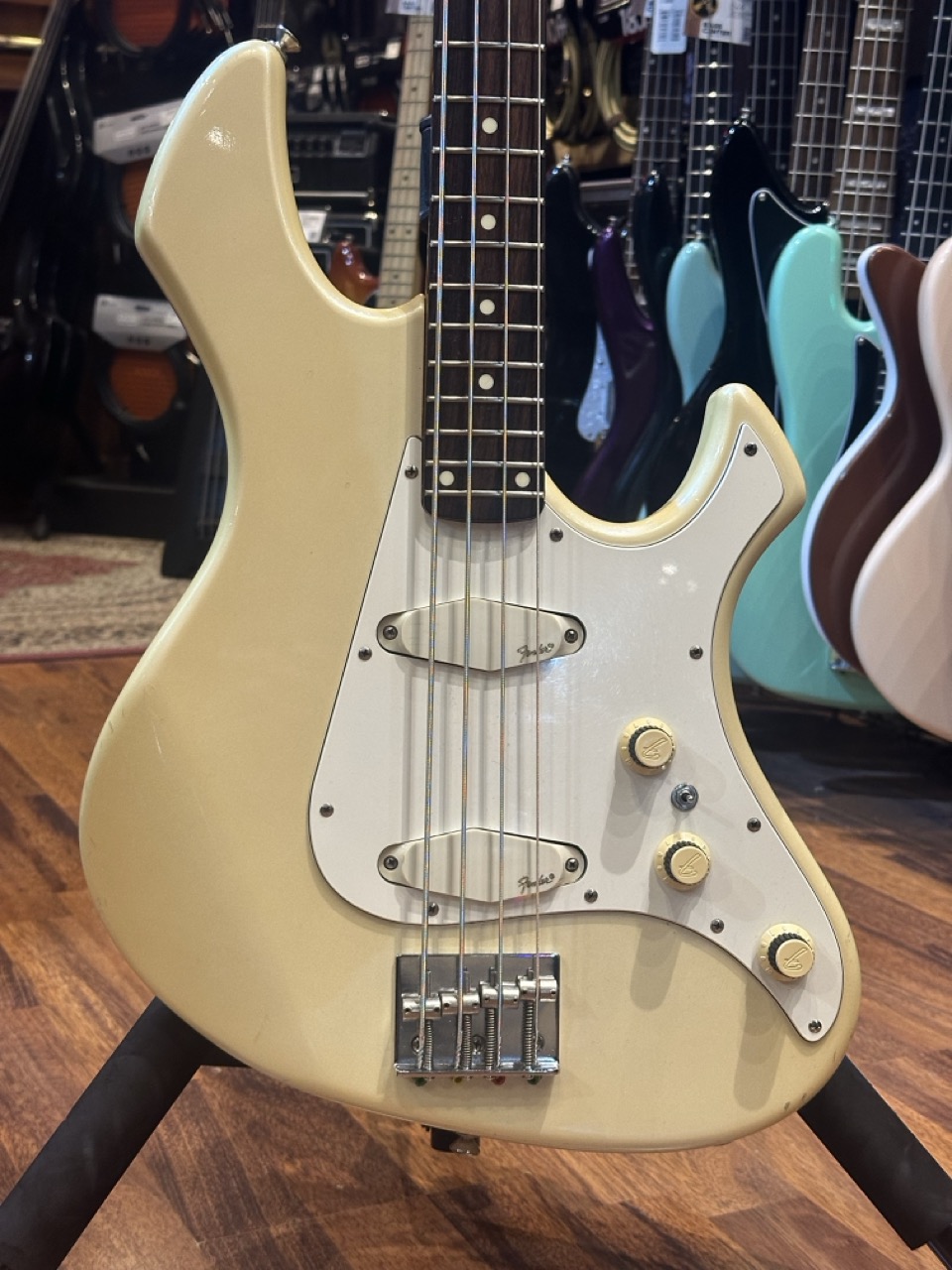 Occasion Fender Performer Japon 1986 + N°E529224