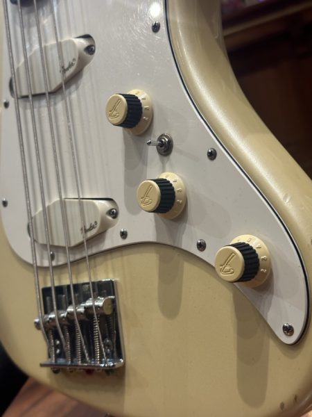 Occasion Fender Performer Japon 1986 + N°E529224